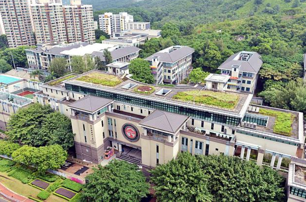 香港嶺南大學招收內(nèi)地高考生的分數(shù)是多少？