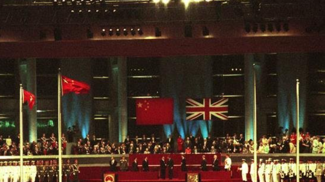 香港回歸前很多人移民嗎？為什么呢？